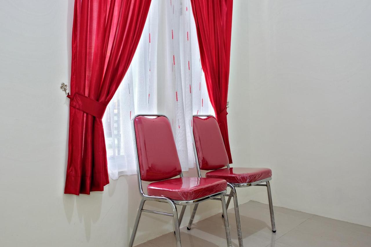 Homestay Danesti Syariah Near Bandara Sultan Hasanuddin Makassar Exterior foto